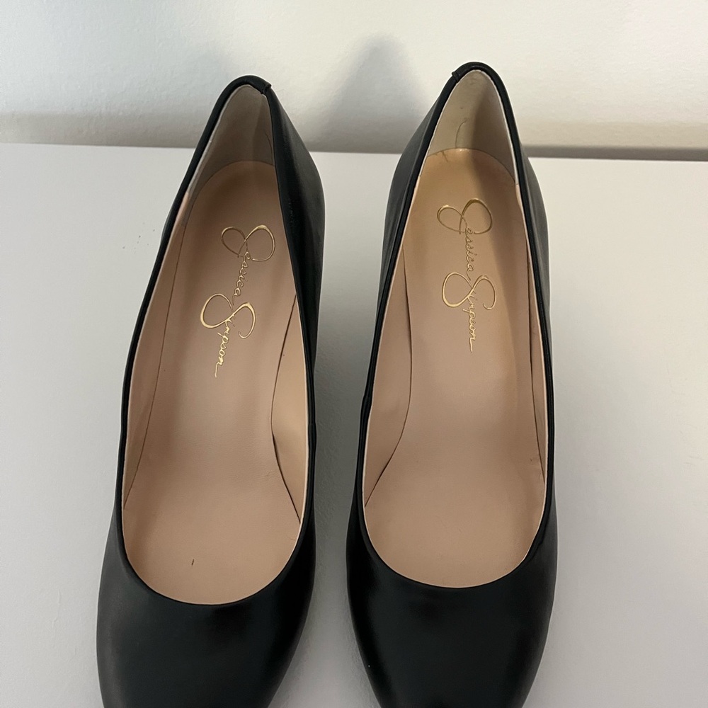 Jessica Simpson Black wedges